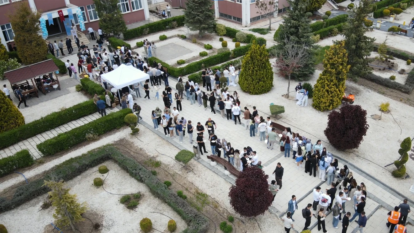 Selçuk Üniversitesinde 2. Havacılık Şenliği coşkuyla gerçekleştirildi